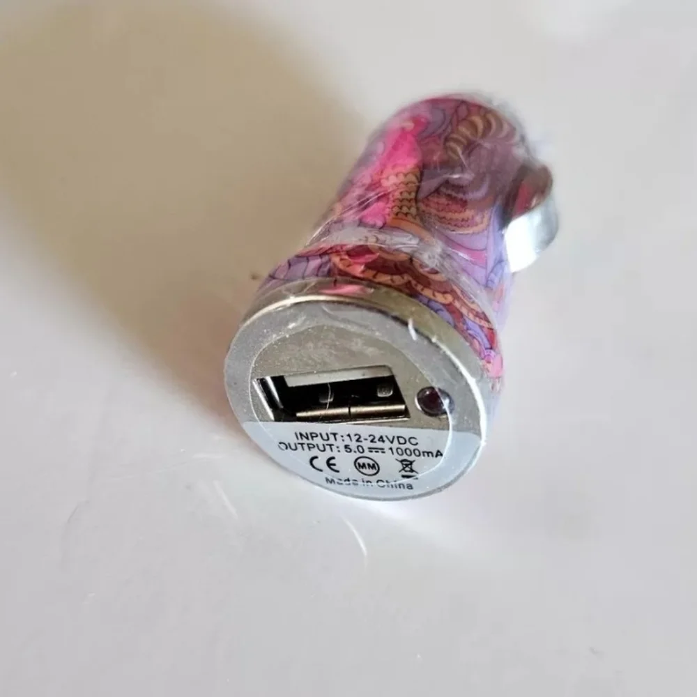 Universal USB Car Charger Adapter 1 Piece Multicolored